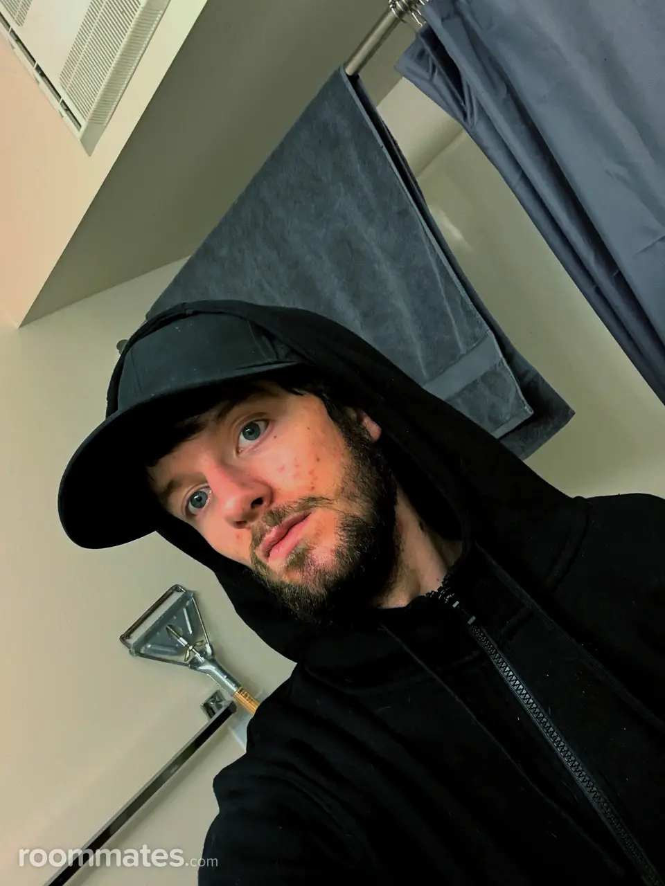 Profile photo 3 of 4