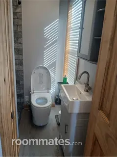 Room for rent in Oswego, IL $1000, house