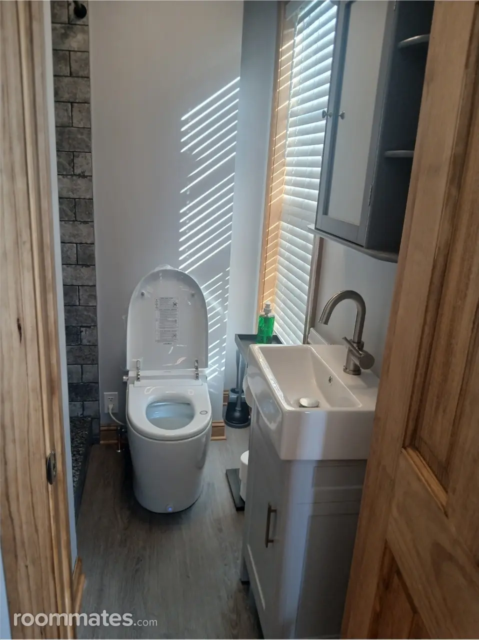 Profile photo 4 of 5