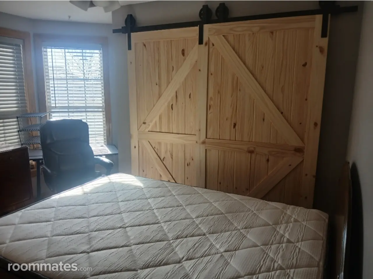 Profile photo 1 of 5