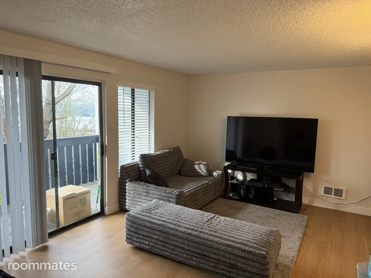 Profile photo 8 of 11