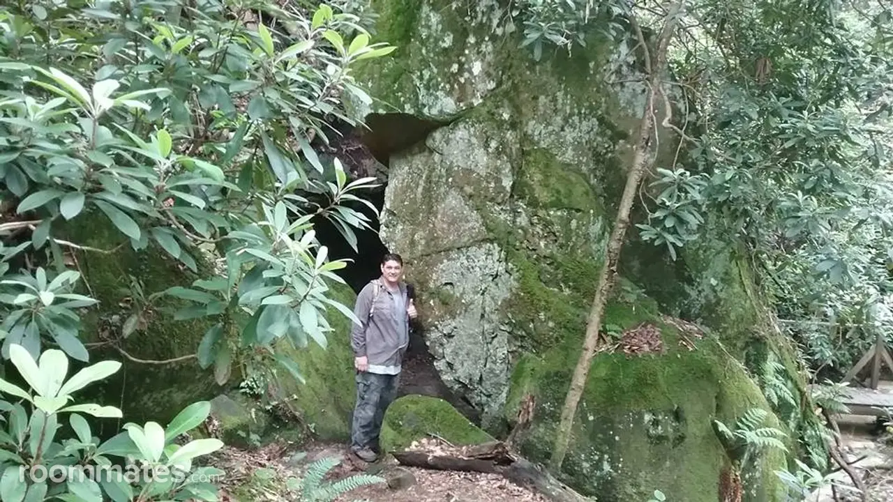 Profile photo 7 of 7