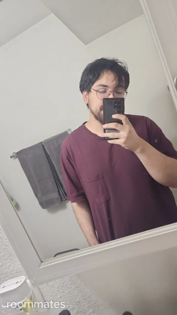 Profile photo 1 of 1