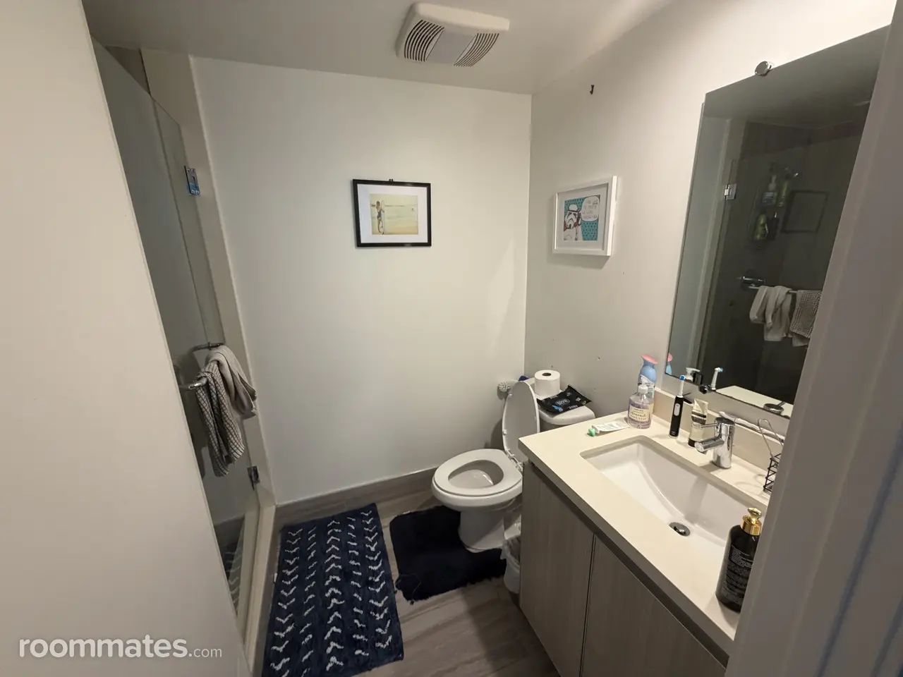 Profile photo 10 of 11