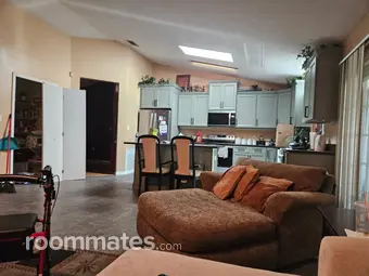 Room for rent in Cocoa, FL $850, house