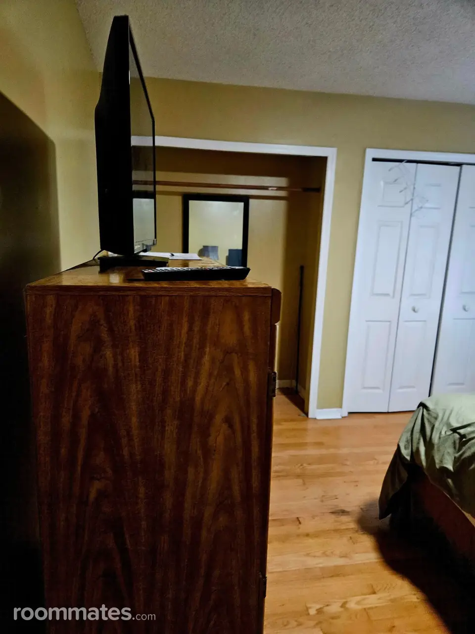 Profile photo 11 of 12