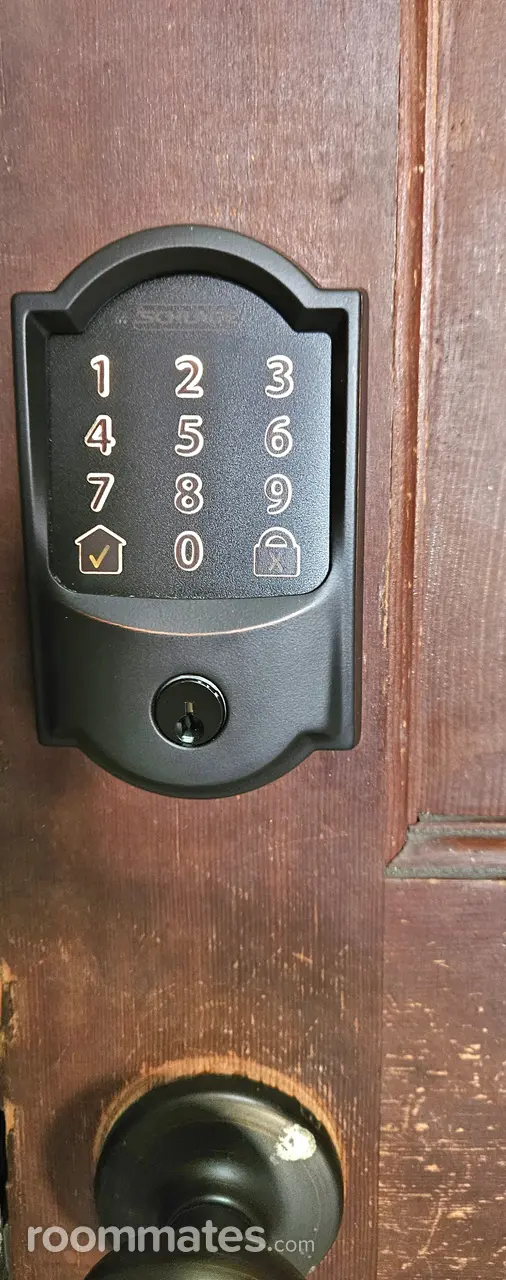 Profile photo 7 of 12