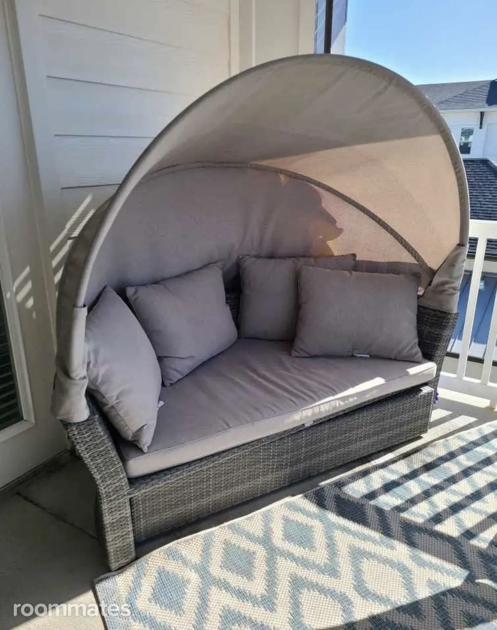 Profile photo 10 of 11