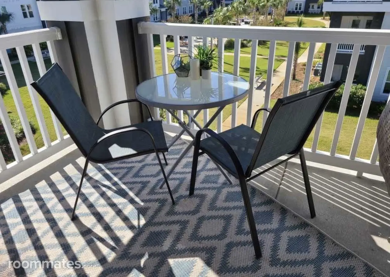 Profile photo 5 of 11