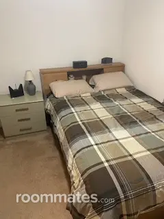 Room for rent in Cincinnati, OH $1000, house