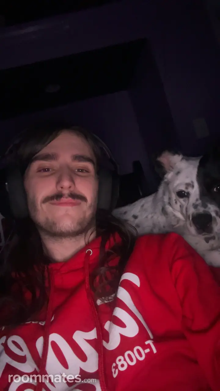 Profile photo 1 of 1