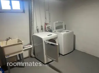 Room for rent in Shawnee, KS $950, house