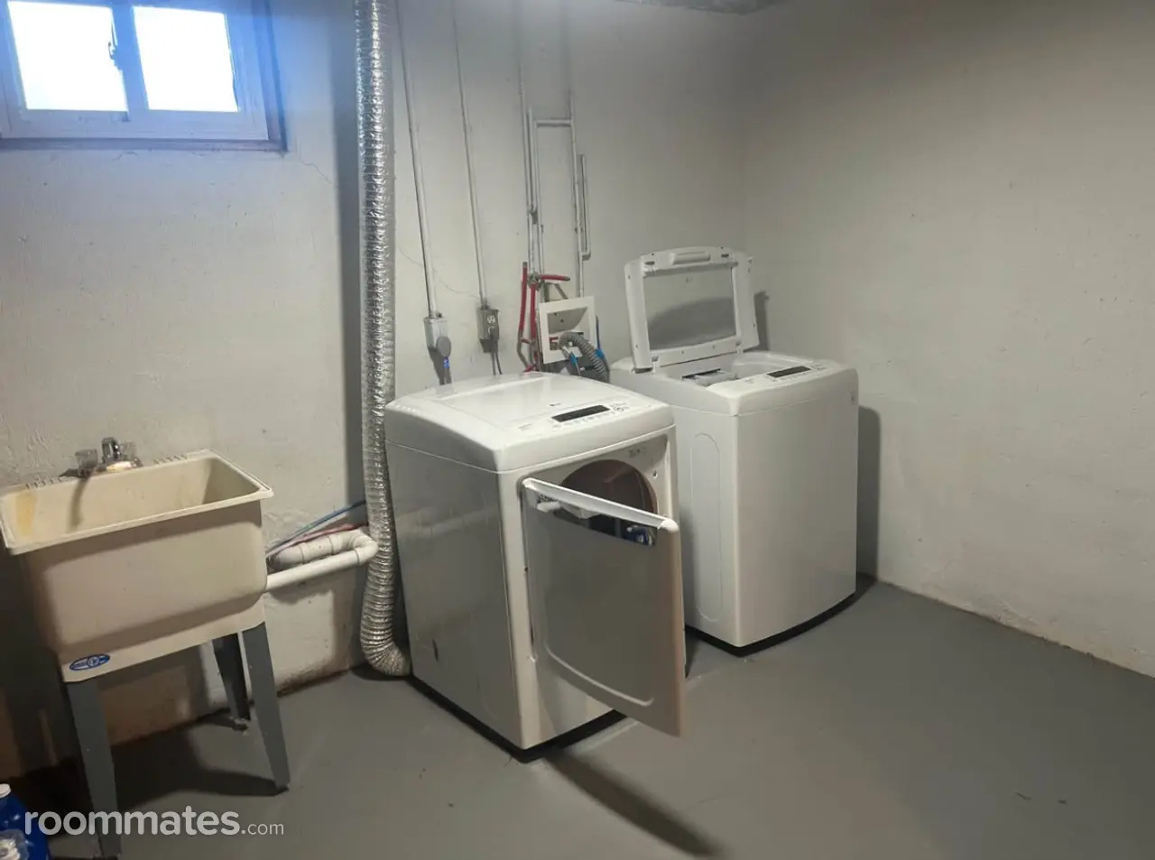 Profile photo 1 of 10