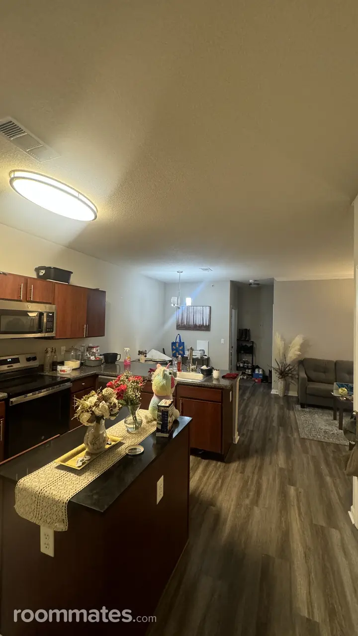 Profile photo 6 of 7