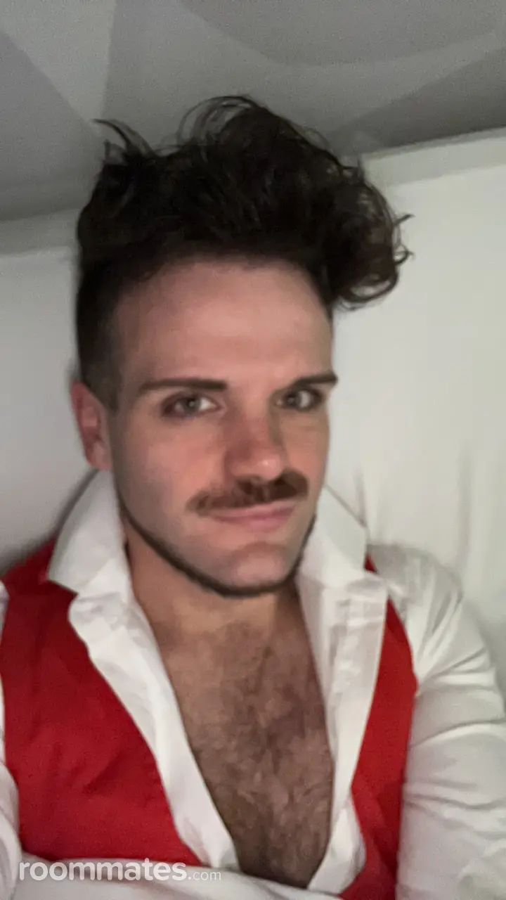 Profile photo 1 of 1