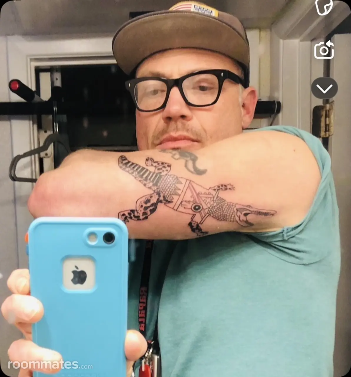 Profile photo 4 of 4