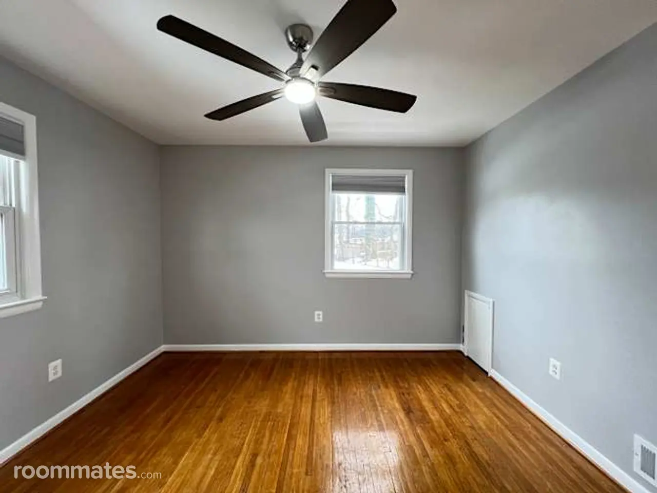 Profile photo 6 of 7