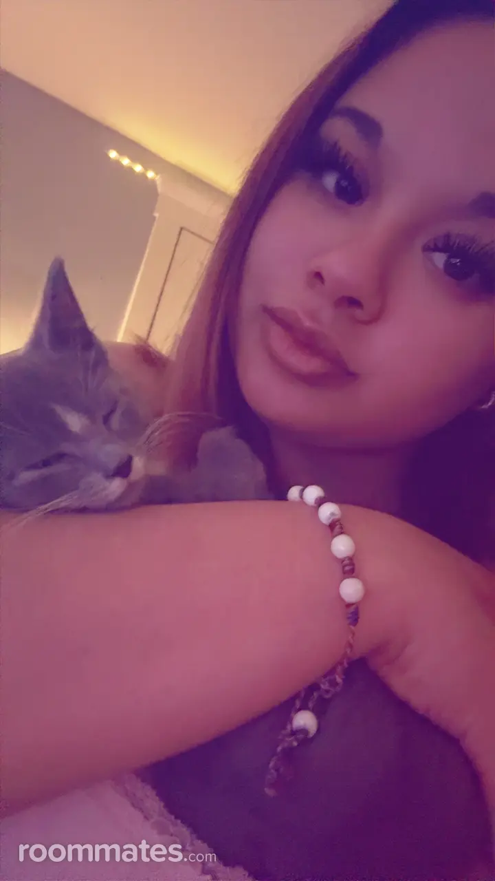 Profile photo 1 of 1