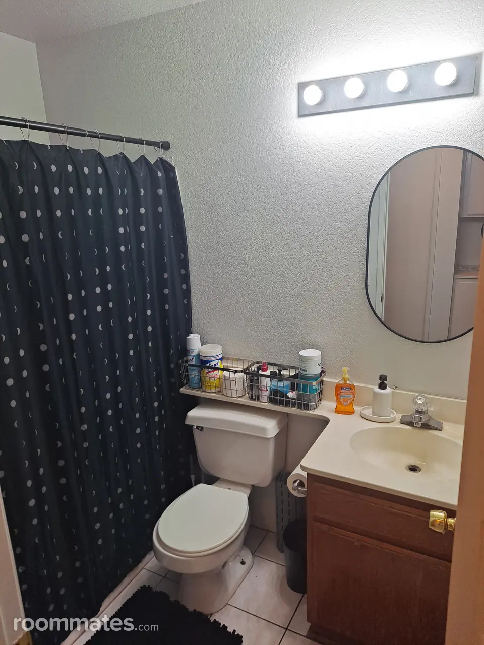 Profile photo 9 of 14