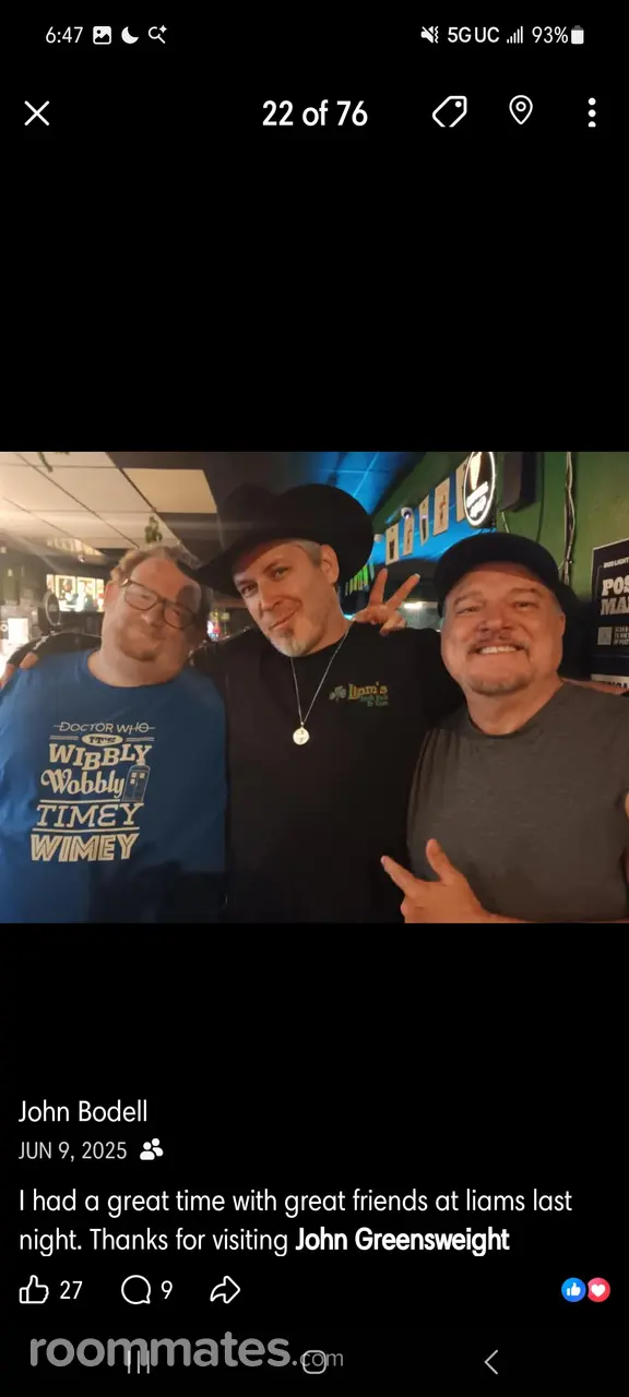 Profile photo 11 of 14