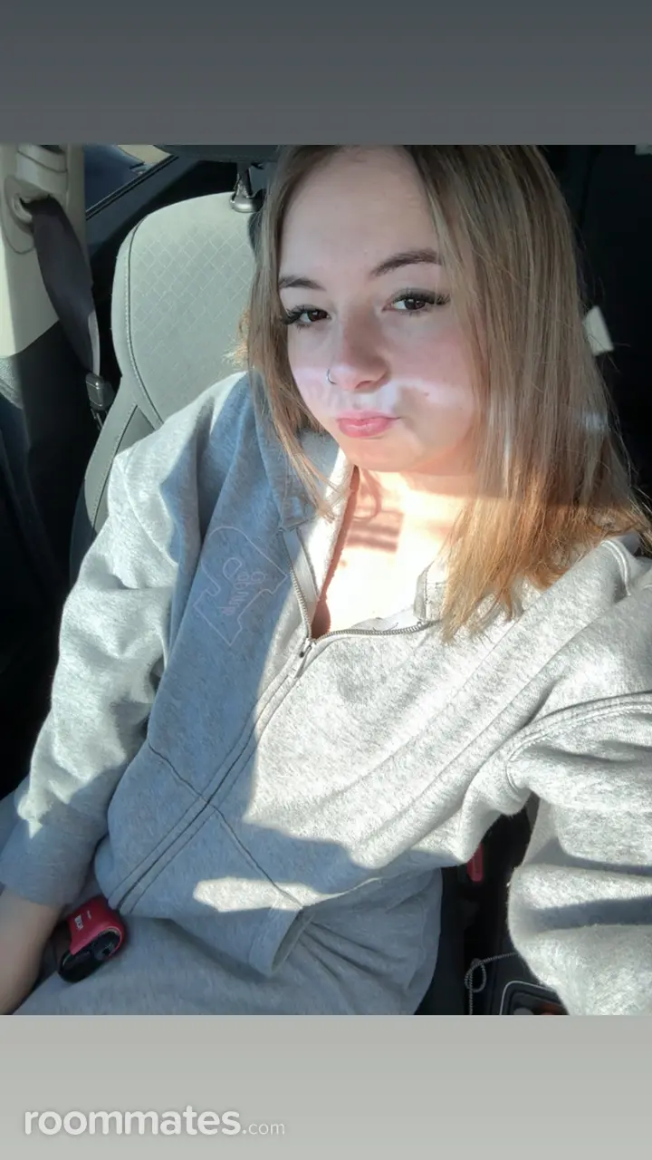 Profile photo 5 of 5