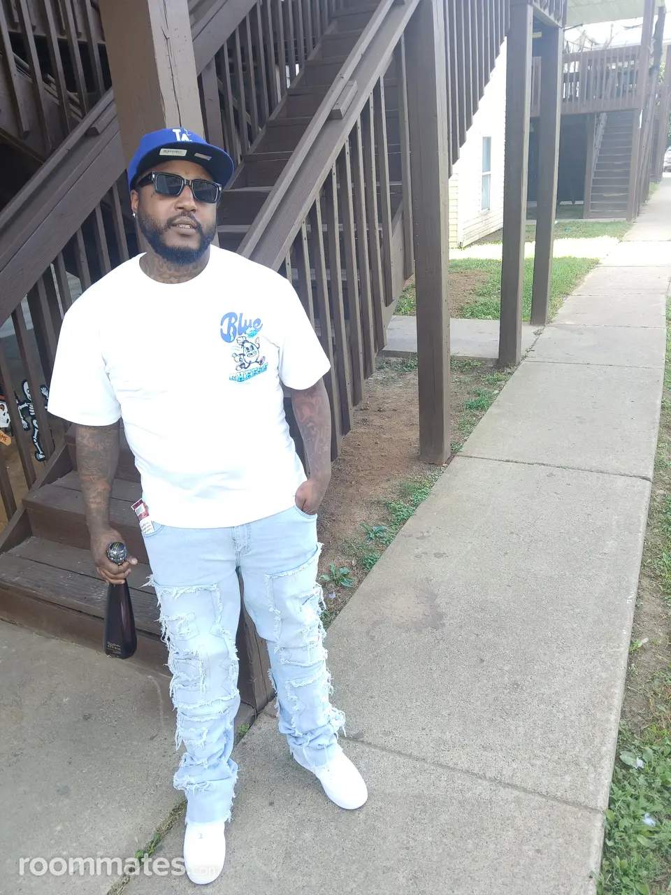 Profile photo 9 of 9