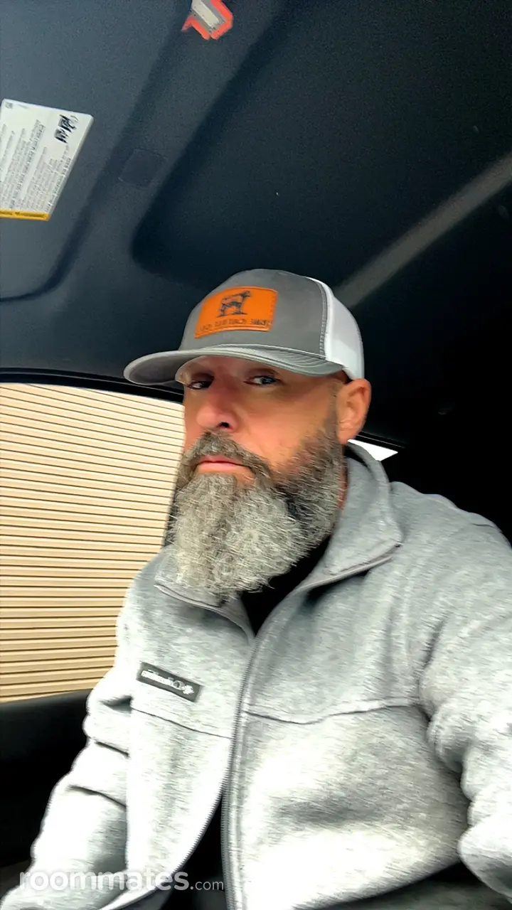 Profile photo 5 of 5