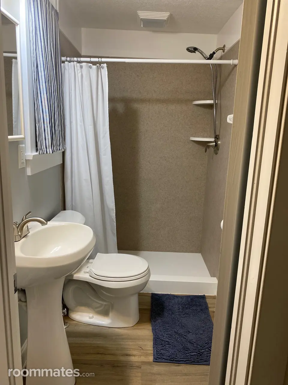 Profile photo 6 of 11