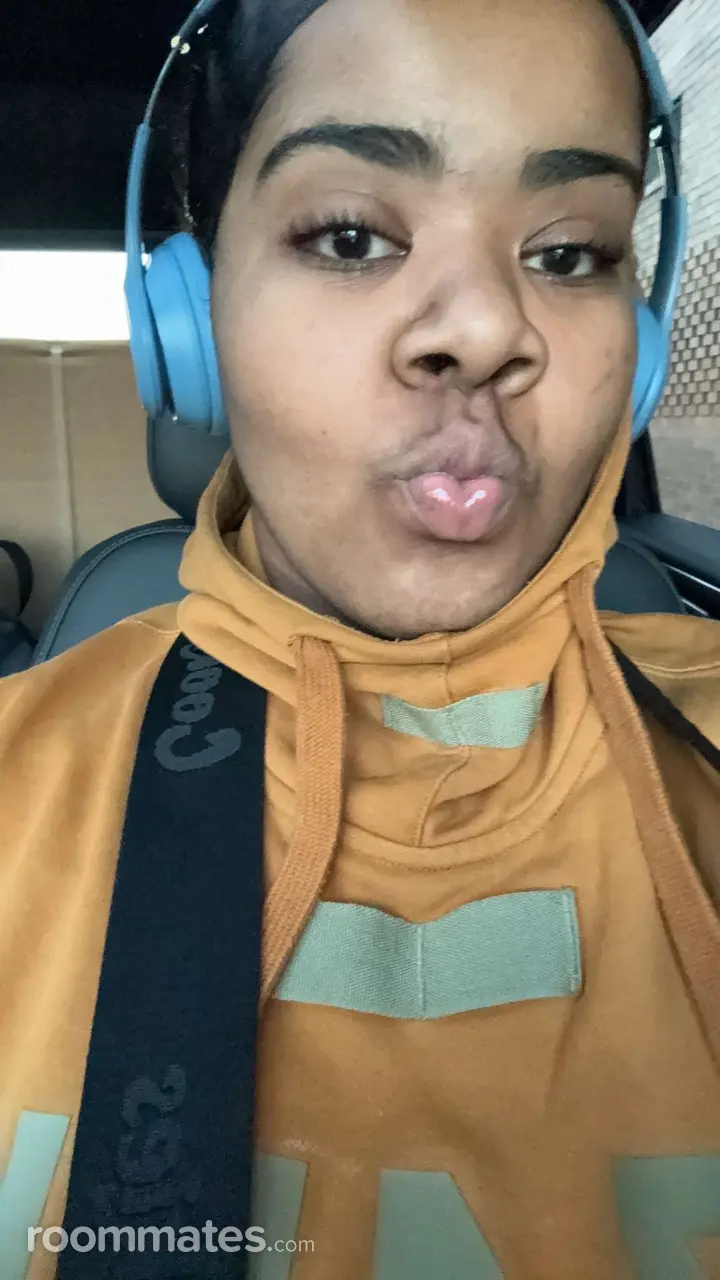 Profile photo 2 of 2