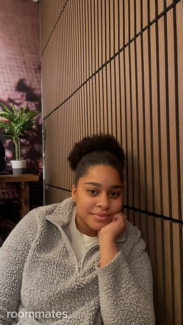 Profile photo 1 of 5