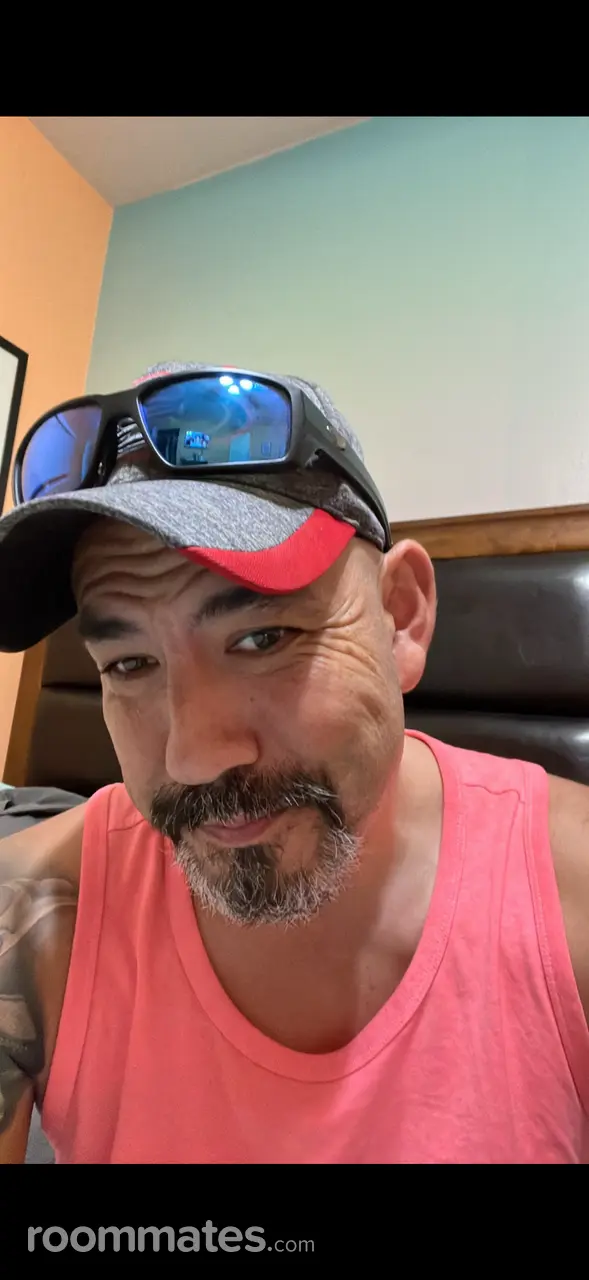 Profile photo 1 of 1