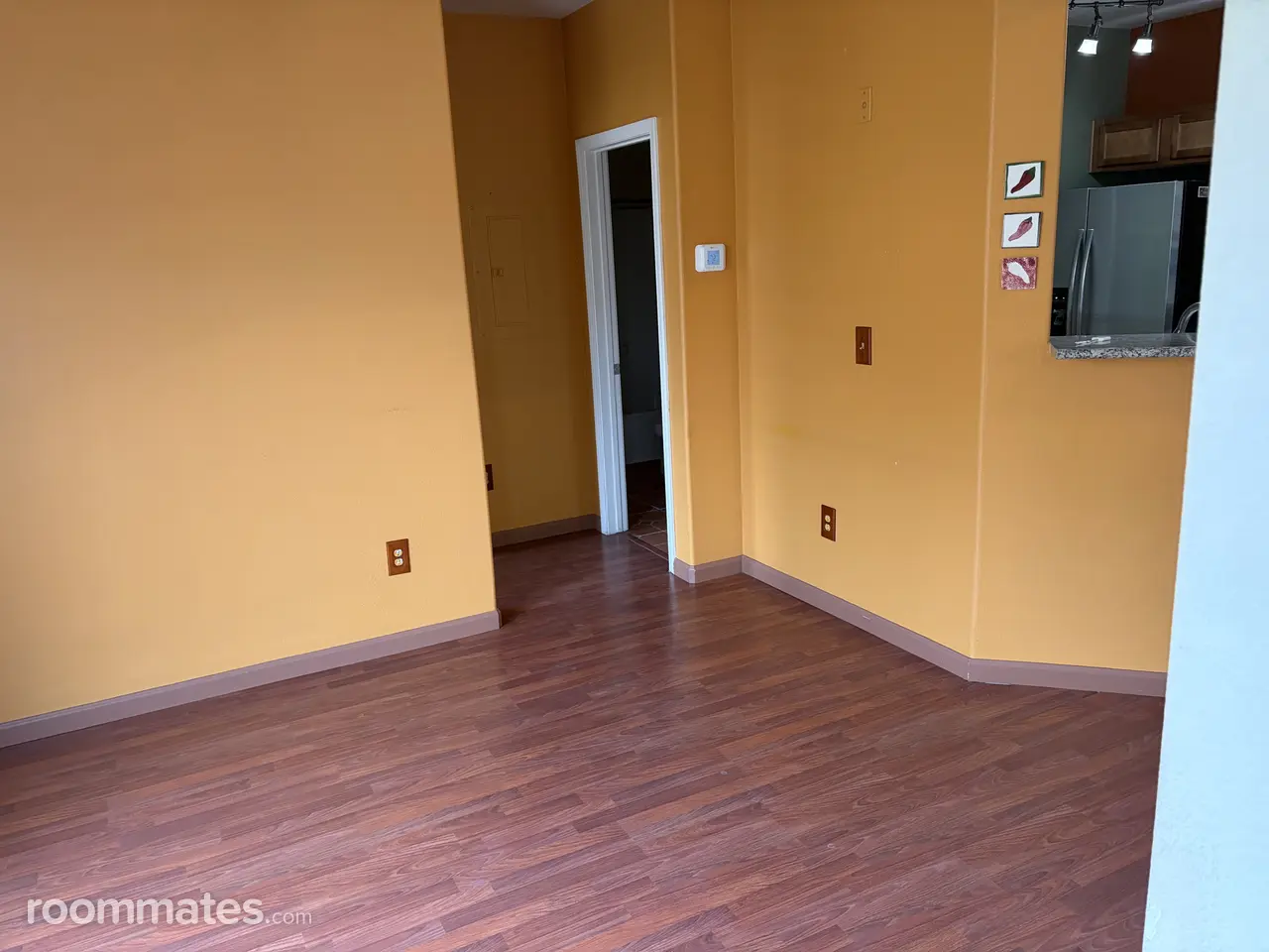 Profile photo 7 of 17