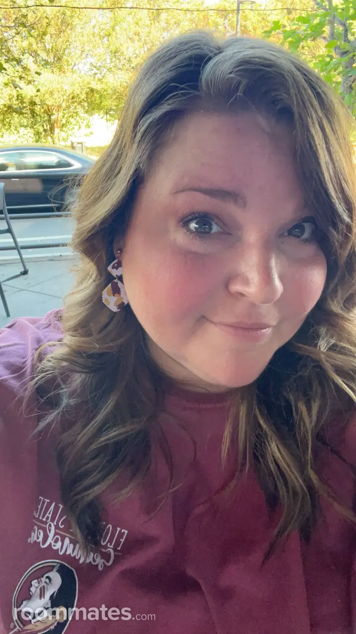 Profile photo 8 of 8