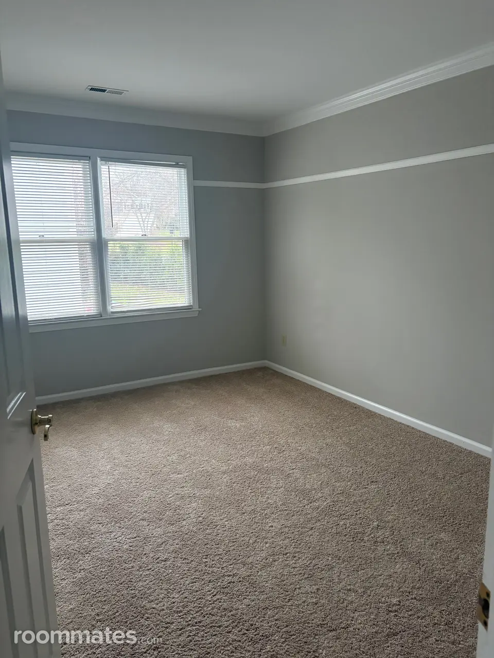 Profile photo 6 of 9