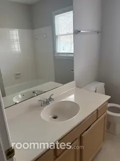 Room for rent in Charlotte, NC $1500, house