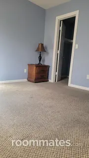 Room for rent in Phoenix, AZ $800, condo
