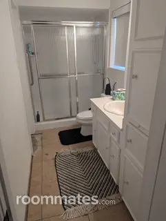 Room for rent in Carrollton, TX $1000, house