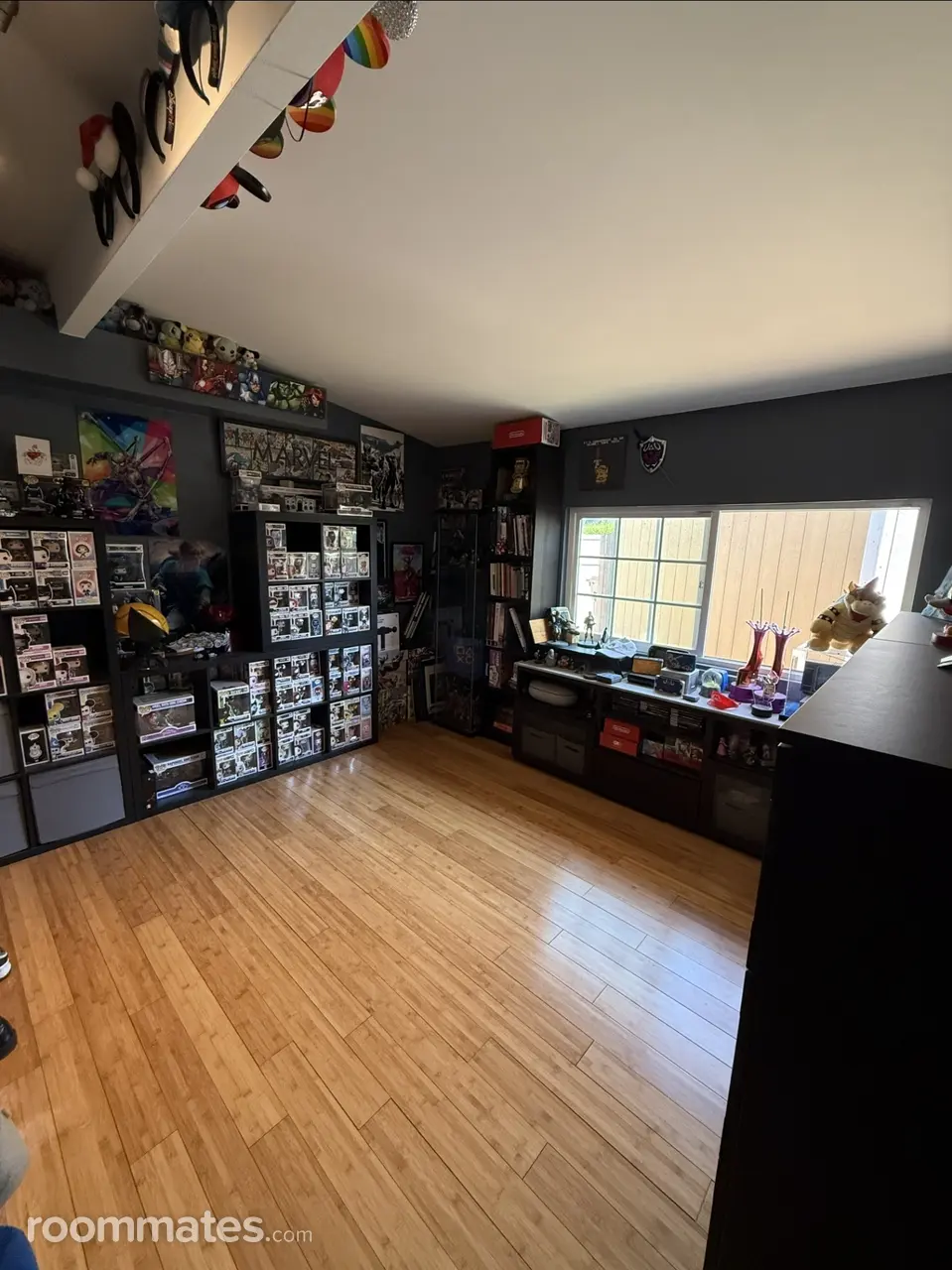 Profile photo 3 of 6