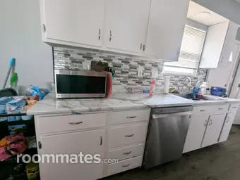 Room for rent in Hamilton, OH $700, house