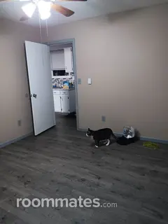 Room for rent in Hamilton, OH $700, house