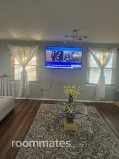Room for rent in Bowie, MD $2000, house