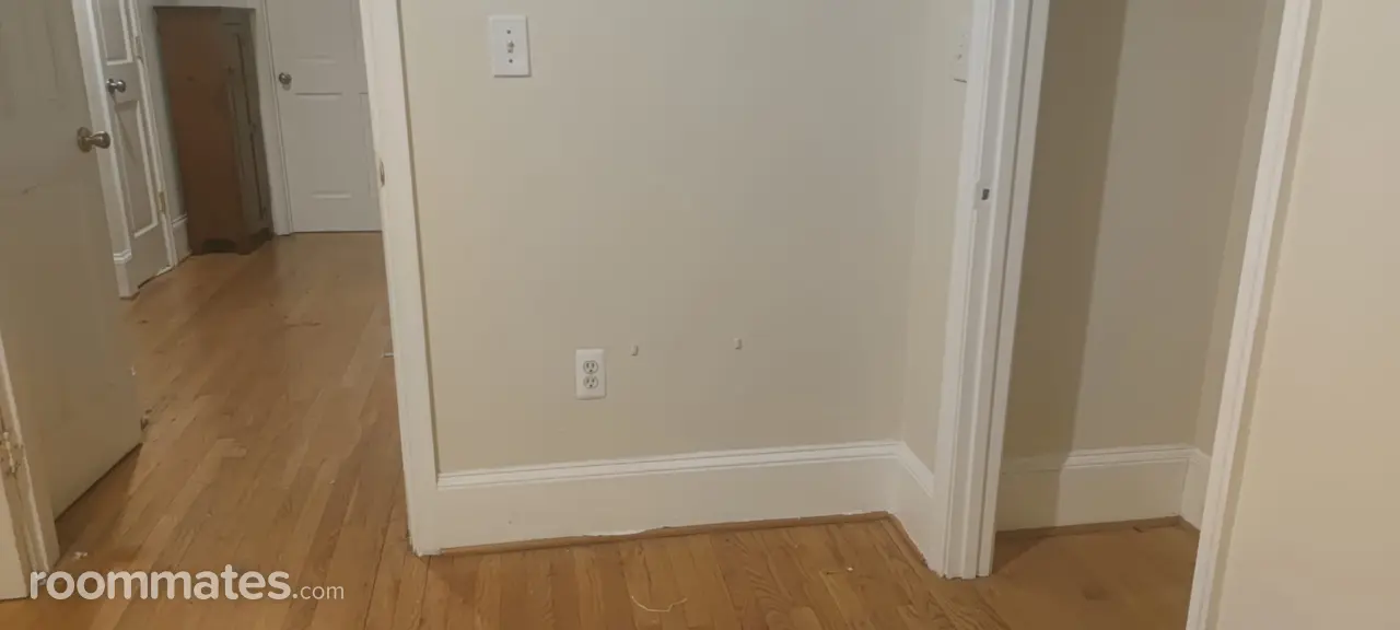 Profile photo 6 of 9