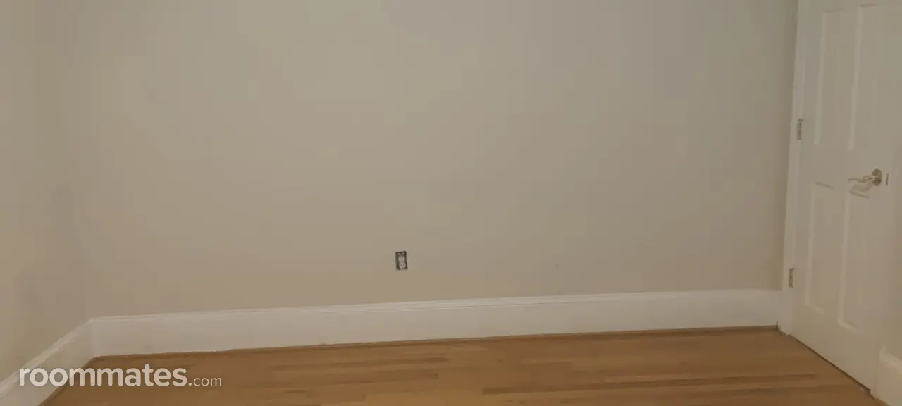 Profile photo 4 of 9