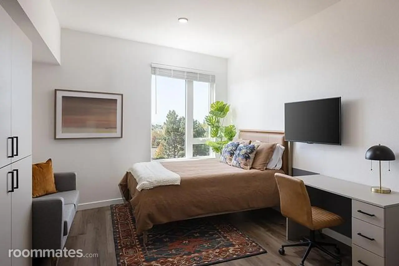 Profile photo 2 of 11