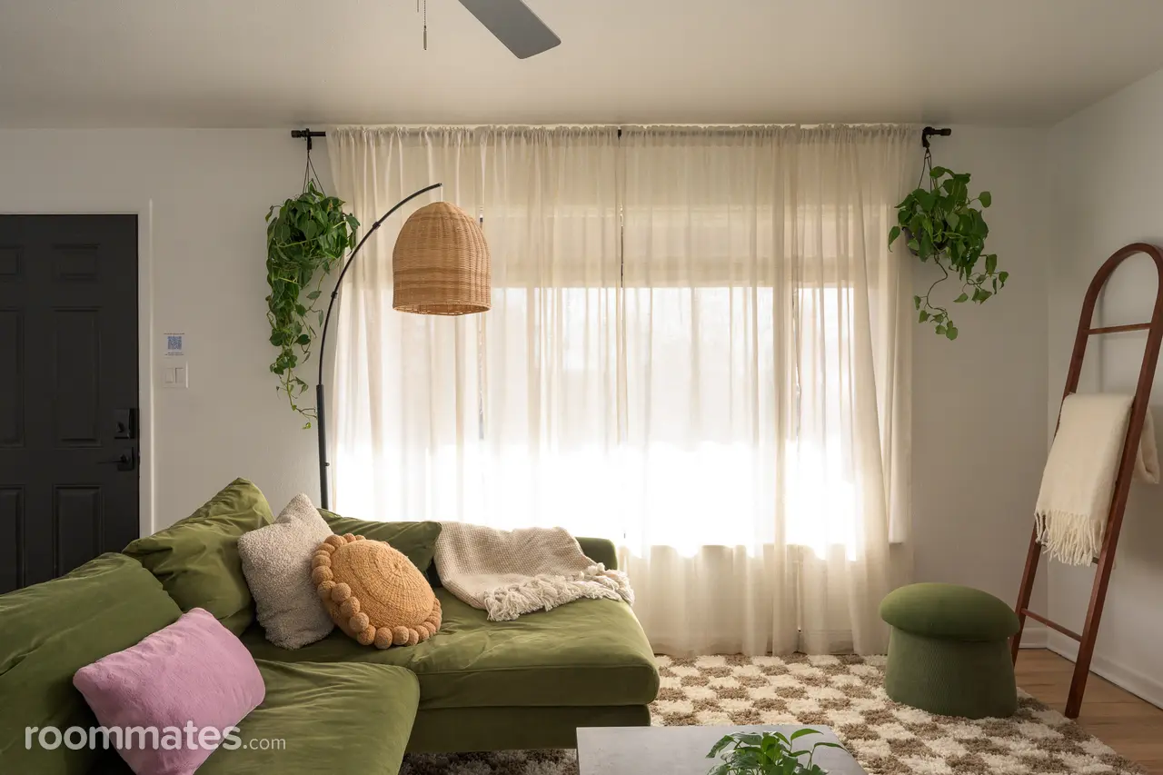 Profile photo 1 of 11