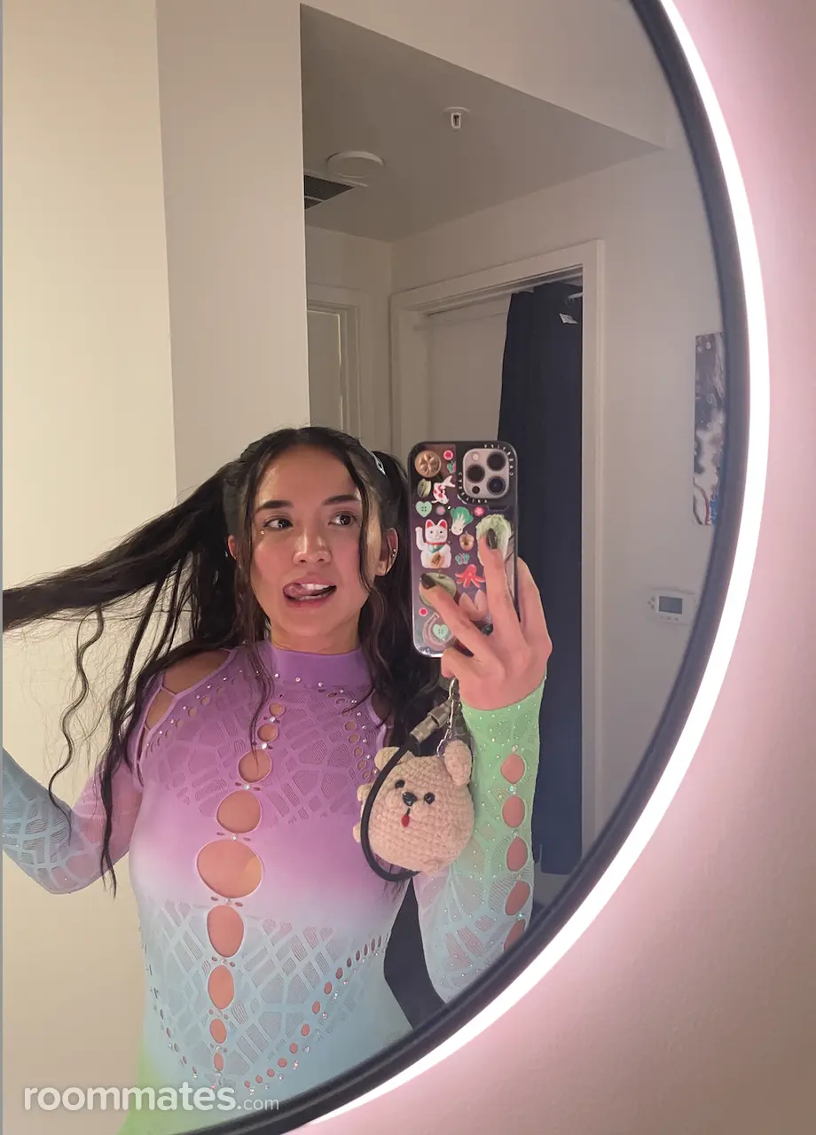 Profile photo 11 of 11