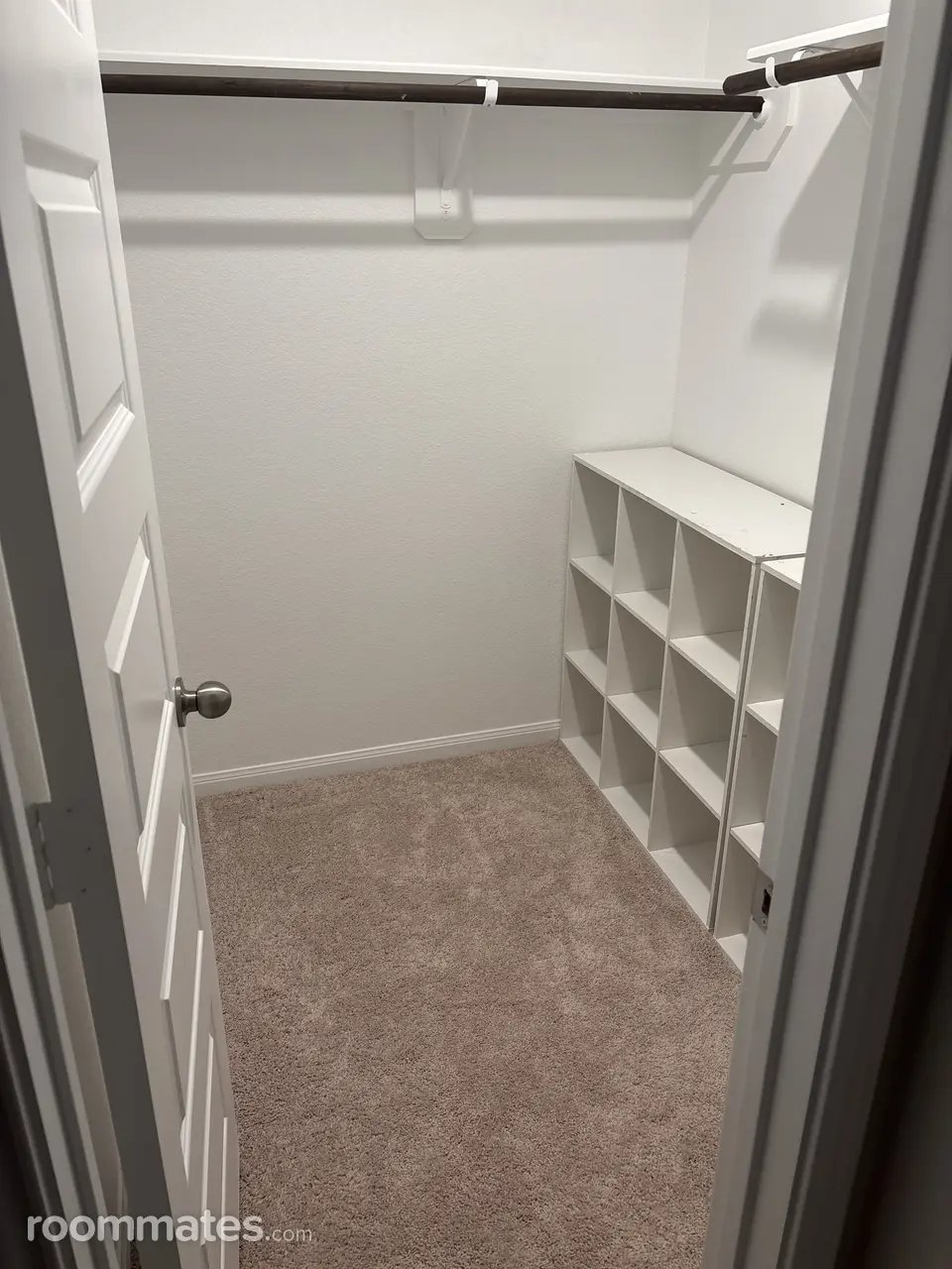 Profile photo 3 of 4