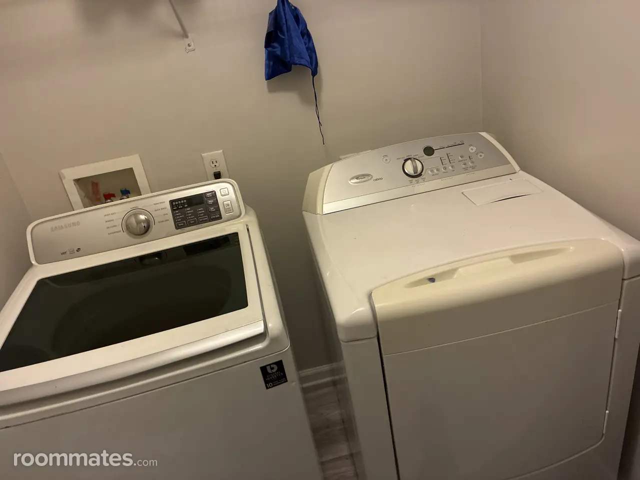 Profile photo 4 of 10