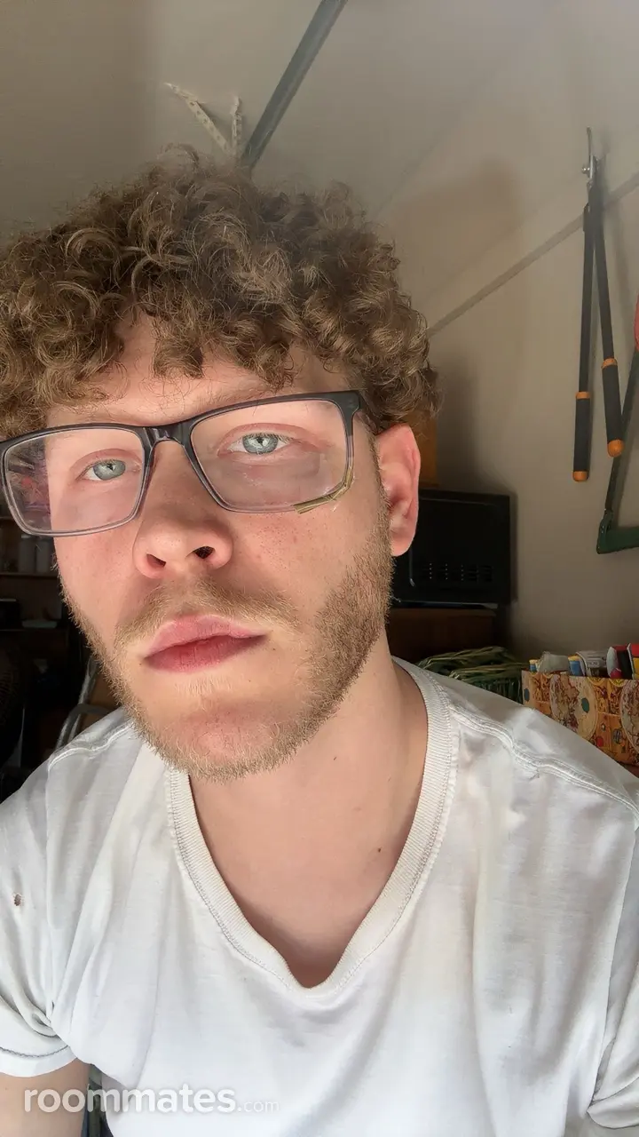 Profile photo 1 of 1