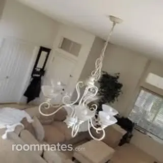 Room for rent in Elk Grove, CA $800, house